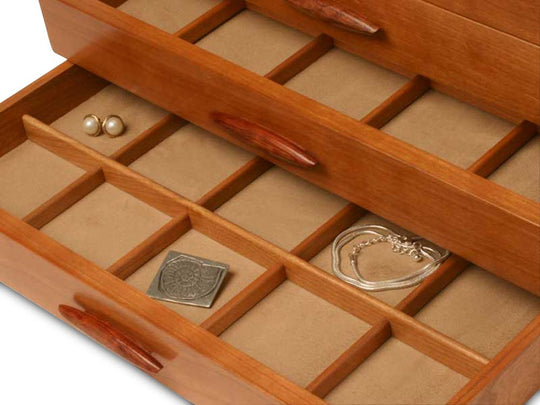Sections View of a Grand Cascade I Jewelry Box –3 Drawer Pearl