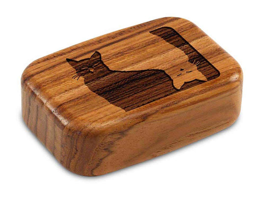 Top View of a 3" Med Wide Teak with laser engraved image of Cat Memories