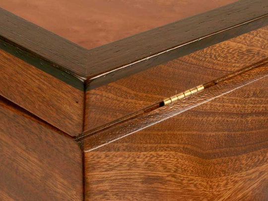 Corner View of a Gingko Leaves Jewelry Box –3 Drawer