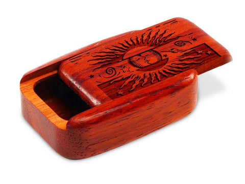 Top View of a 3" Med Wide Padauk with laser engraved image of Cosmos Kiss